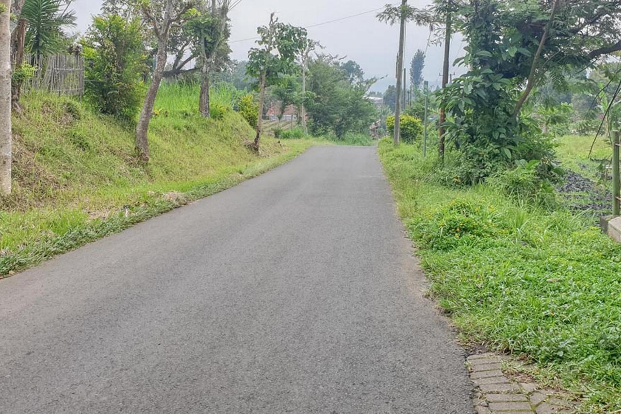 Hotel Bumi Bermi Permai Near Bermi Eco Park Mitra Reddoorz Probolinggo Eksteriør bilde